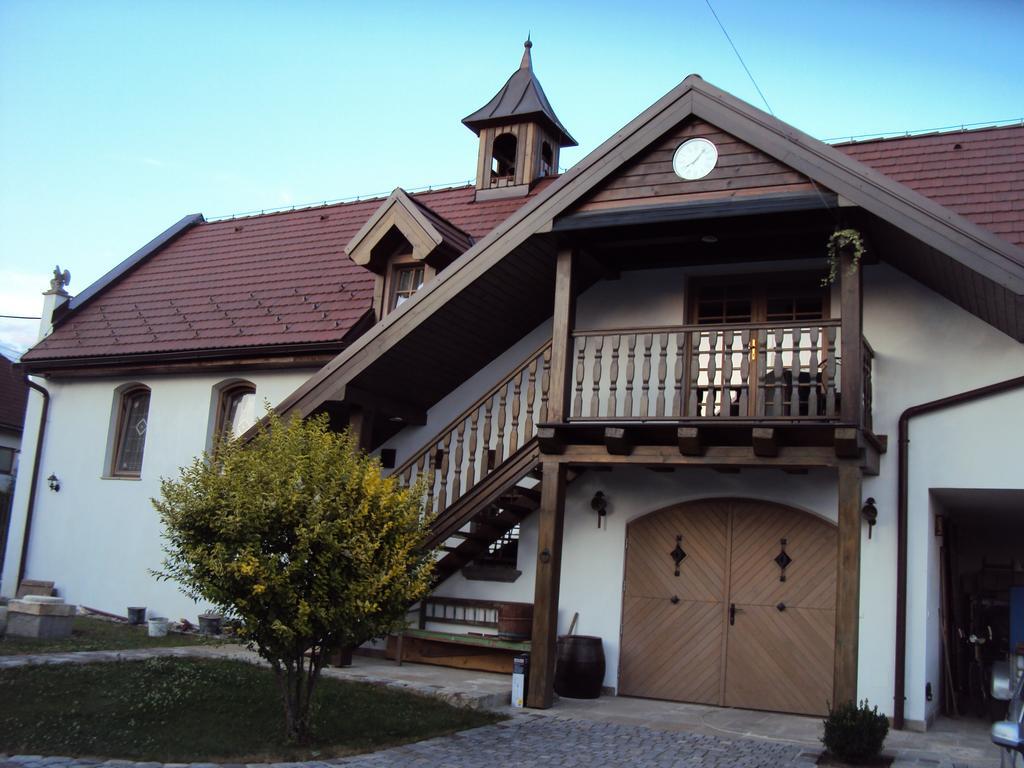 شقة Castle Kastiel Kotešová الغرفة الصورة