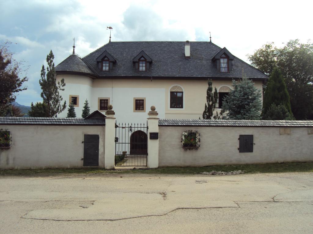شقة Castle Kastiel Kotešová المظهر الخارجي الصورة