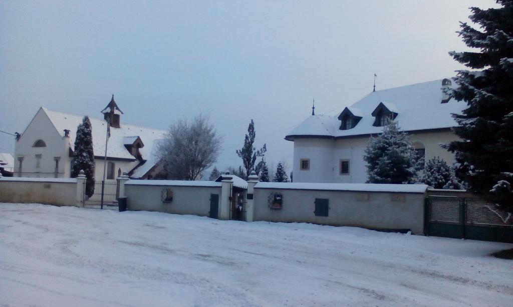 شقة Castle Kastiel Kotešová المظهر الخارجي الصورة